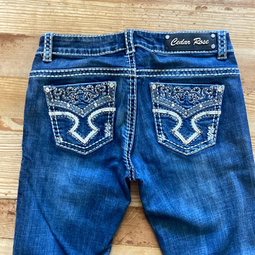 Cedar Rose 🌹 Women's Embellished Boot Cut Jeans